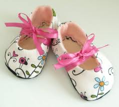 Baby's shoes